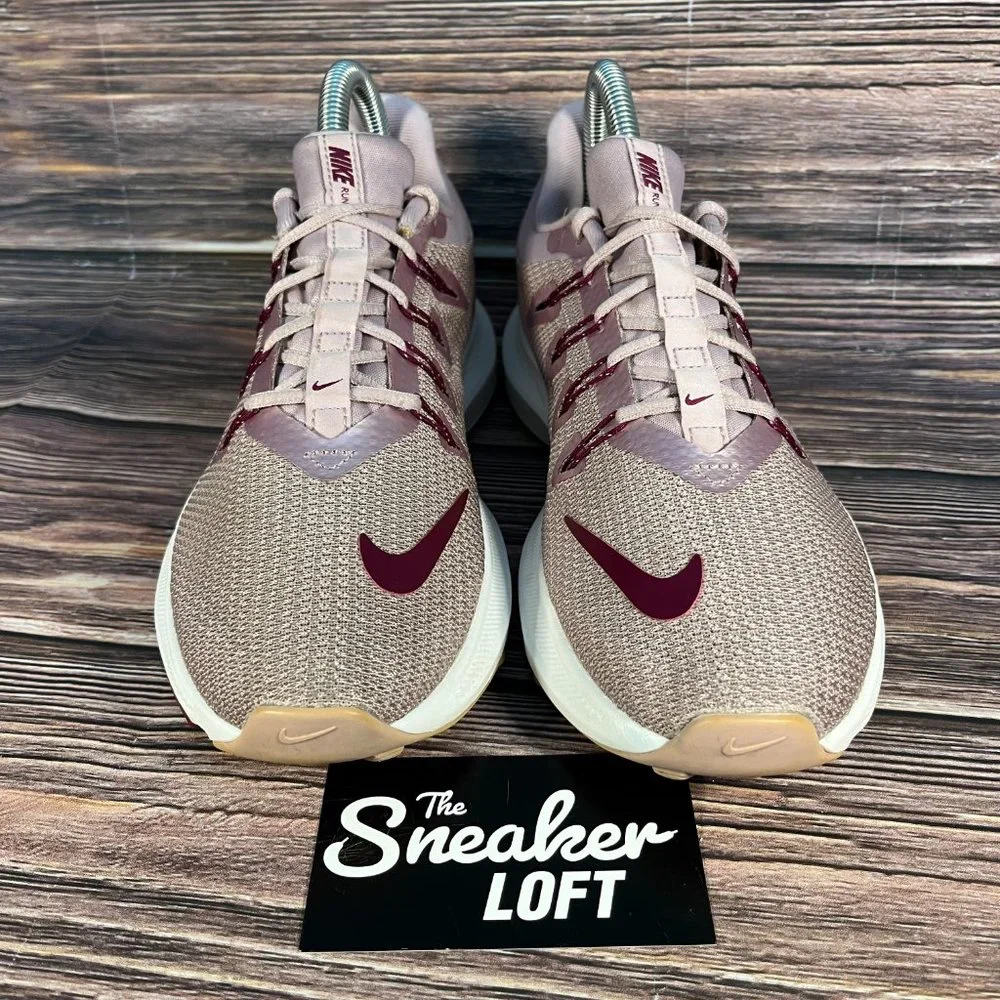 Nike Quest Plum Chalk Women's Athletic‎ Running Shoes